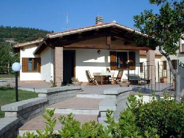 Holiday House in Bolseana (Viterbo) or holiday homes and vacation rentals