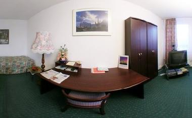 Holiday Apartment in Berlin (Lichtenberg) or holiday homes and vacation rentals