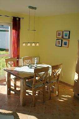 Holiday Apartment in Karlshagen (Vorpommern) or holiday homes and vacation rentals