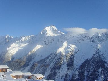 Chalet in Lauchernalp (L�tschental-L�tschberg) or holiday homes and vacation rentals