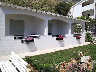 Holiday Apartment in Stanici (Splitsko-Dalmatinska) or holiday homes and vacation rentals