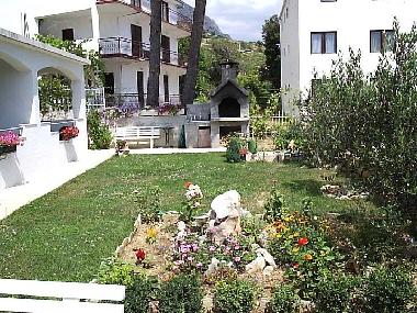 Holiday Apartment in Stanici (Splitsko-Dalmatinska) or holiday homes and vacation rentals