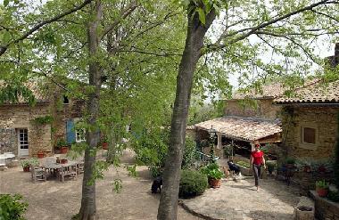 Bed and Breakfast in uzes/St.Mediers (Gard) or holiday homes and vacation rentals