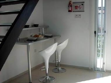 Sleek Breakfast bar