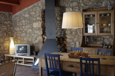 Holiday Apartment in Llan�� Valleta (Girona) or holiday homes and vacation rentals