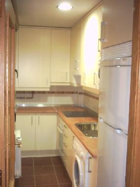 Complete fully furnished kitchen