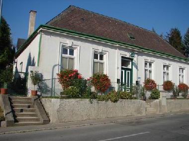 Hauerhof 99, Kritzendorf - organic wine lodge