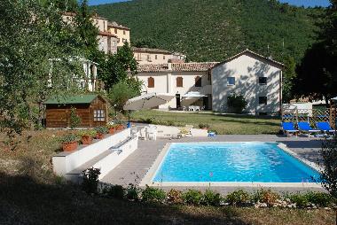 Holiday House in Serrapetrona (Macerata) or holiday homes and vacation rentals