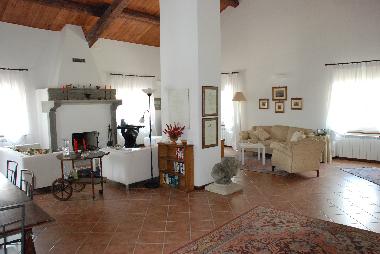 Holiday House in Serrapetrona (Macerata) or holiday homes and vacation rentals