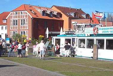 Holiday House in Malchow (Mecklenburgische Seenplatte) or holiday homes and vacation rentals