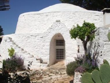 Holiday House in Cisternino (Brindisi) or holiday homes and vacation rentals