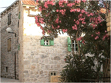 Holiday House in Betina - Murter (Sibensko-Kninska) or holiday homes and vacation rentals