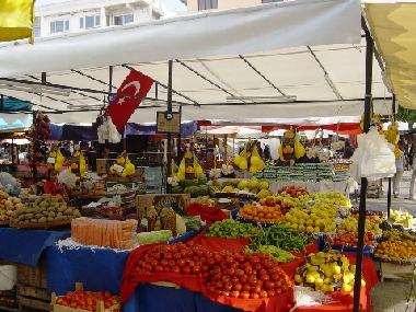 Saturday market in Selcuk..