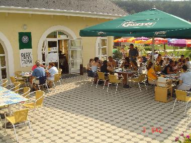 Holiday House in Vargesztes (Komarom-Esztergom) or holiday homes and vacation rentals