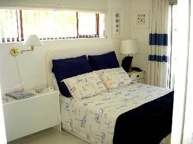 Bedroom with Quine size bed and ensuite bathroom 