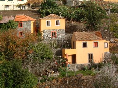 Holiday House in calheta (Madeira) or holiday homes and vacation rentals