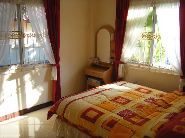 Second double bedroom after sunrise