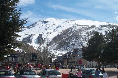 Sierra Nevada Ski Resort