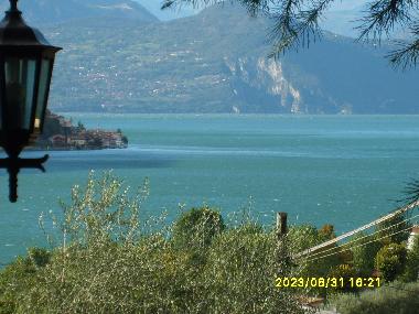 Holiday House in Sale Marasino (Brescia) or holiday homes and vacation rentals