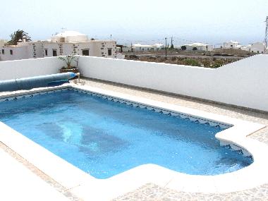 Holiday House in La Asomada (Lanzarote) or holiday homes and vacation rentals