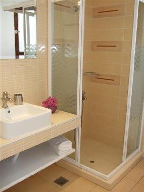 Modern quality furnishing for the bathrooms complements the stylish, colourful looks 