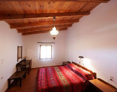 The main bed room, with the wonder view