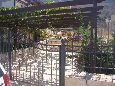 Holiday House in Kokkino Horio (Chania) or holiday homes and vacation rentals