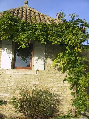Holiday House in GRIGNAN Chamaret (Drme) or holiday homes and vacation rentals