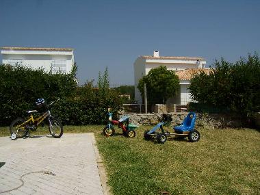 Holiday House in Nafarros (Grande Lisboa) or holiday homes and vacation rentals