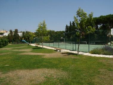 Holiday House in Nafarros (Grande Lisboa) or holiday homes and vacation rentals