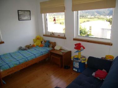 Holiday House in Nafarros (Grande Lisboa) or holiday homes and vacation rentals