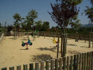 Holiday House in Nafarros (Grande Lisboa) or holiday homes and vacation rentals