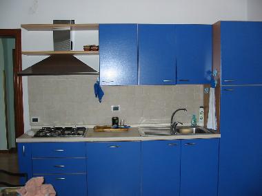 Tambo House kitchen - terrace floor