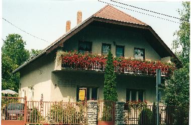 Holiday House in Si�fok (Somogy) or holiday homes and vacation rentals