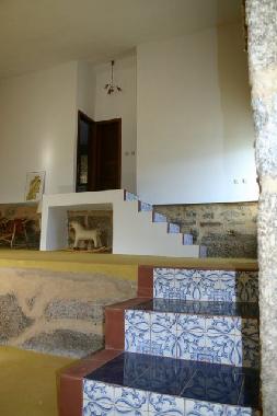 Quinta das Canas, interior, steps to the bedrooms