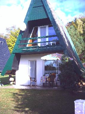 Holiday House in Zwenzow (Mecklenburgische Seenplatte) or holiday homes and vacation rentals