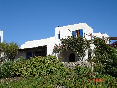 Holiday House in PARIKIA (Kyklades) or holiday homes and vacation rentals