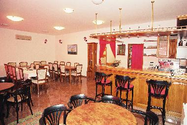 Holiday House in Podstrana (Splitsko-Dalmatinska) or holiday homes and vacation rentals