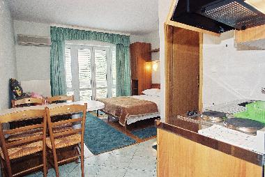 Holiday House in Podstrana (Splitsko-Dalmatinska) or holiday homes and vacation rentals