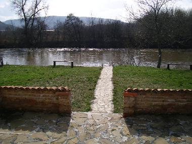 Holiday House in Parvomijci (Veliko Turnovo) or holiday homes and vacation rentals