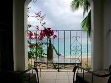 Bed and Breakfast in St James (Saint James) or holiday homes and vacation rentals