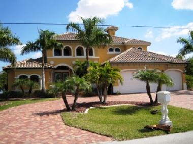 Holiday House in Cape Coral (Florida) or holiday homes and vacation rentals
