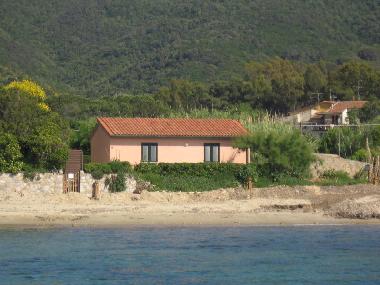 Holiday House in ISOLA D'ELBA (Livorno) or holiday homes and vacation rentals