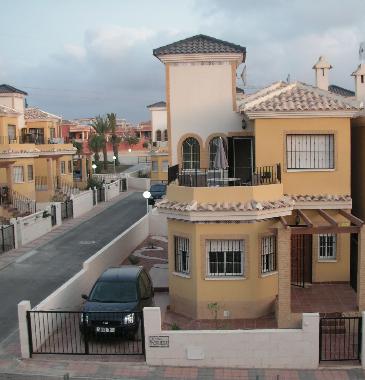 Holiday House in Algorfa (Murcia) or holiday homes and vacation rentals