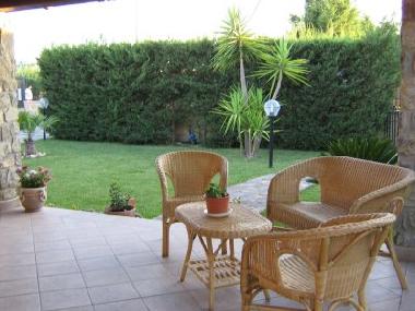 Holiday House in Cefalu--Campofelice (Palermo) or holiday homes and vacation rentals
