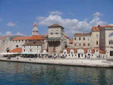 Holiday Apartment in Okrug Gornji (Splitsko-Dalmatinska) or holiday homes and vacation rentals