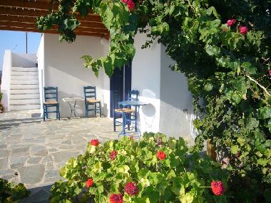 Holiday House in Naxos (Kyklades) or holiday homes and vacation rentals