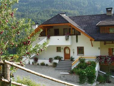 Holiday Apartment in St.Sigmund Kiens (Bolzano-Bozen) or holiday homes and vacation rentals