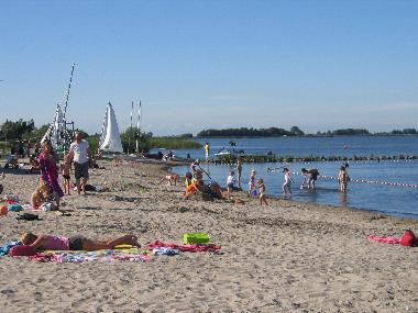 Holiday House in balk (Friesland) or holiday homes and vacation rentals