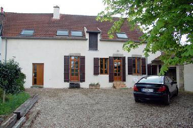 Bed and Breakfast in Baye/Bazolles (Nivre) or holiday homes and vacation rentals
